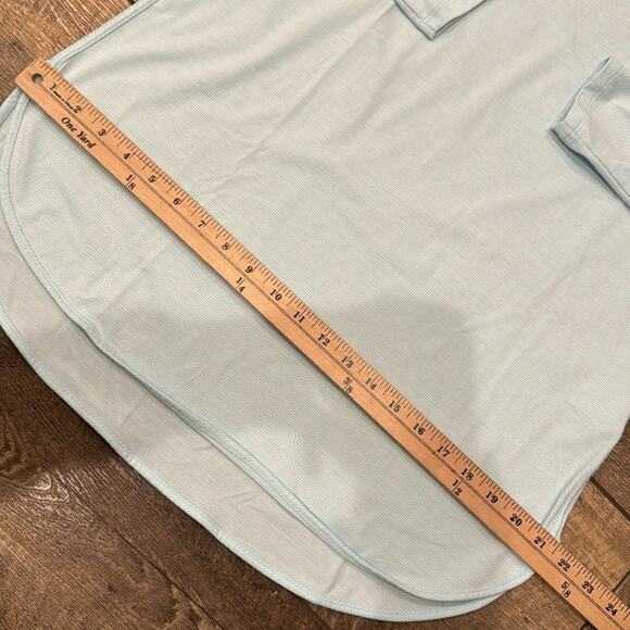 Lands' End Long Sleeve Curved Hem Tunic Top Light Blue White Size M - Picture 4 of 8